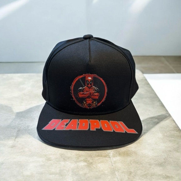 🆕Mens | Deadpool Black Snapback Hat - Picture 1 of 11